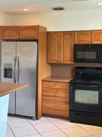 $3,750 | 2458 Plunkett Street, Hollywood, FL 33020