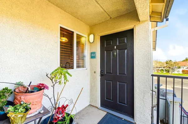 $299,999 | 9444 Harbour Point Drive, Unit 264, Elk Grove, CA 95758