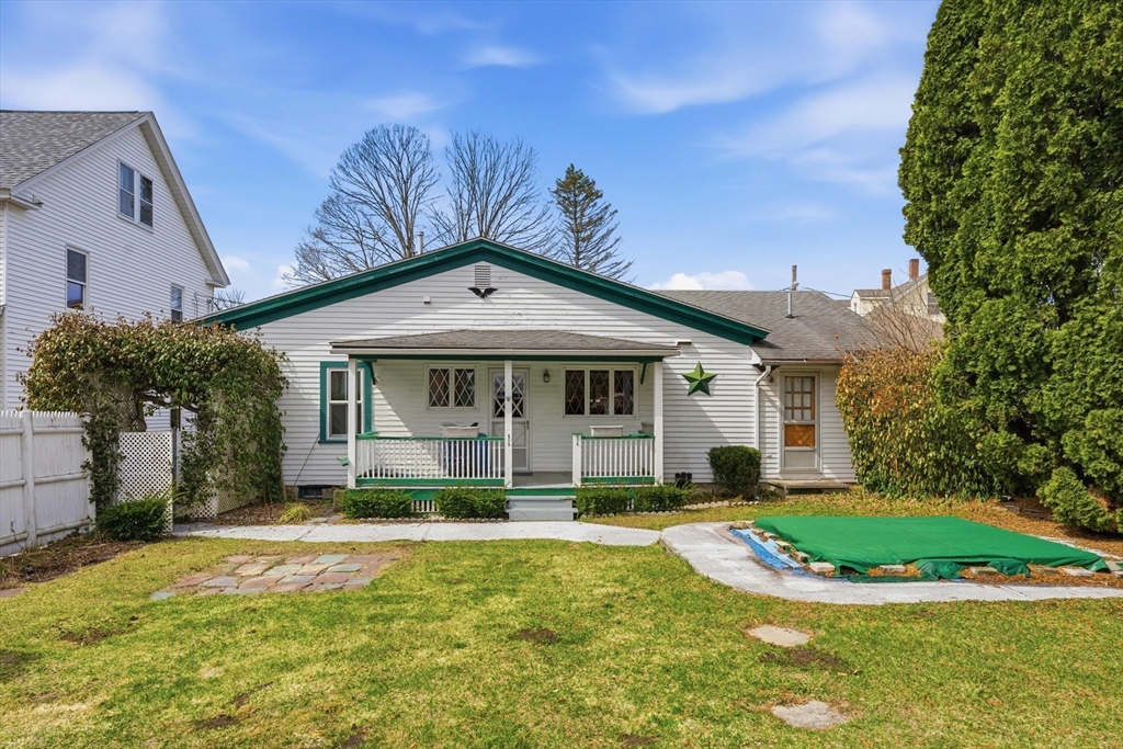 3 River Street Hardwick, MA 01031 - Photo 4 of 36 a front view of a house with a yard