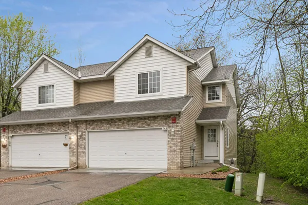 $349,900 | 249 Pleasant Lane, Chaska, MN 55318