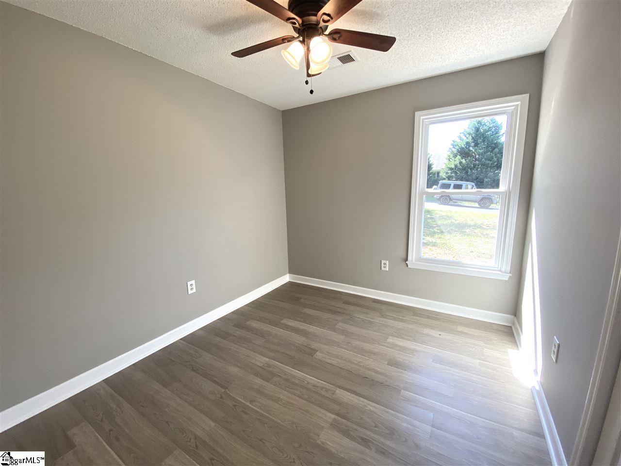 302 Foxborough Road Spartanburg, SC 29303 - Photo 9 of 16 Gallery Image 9