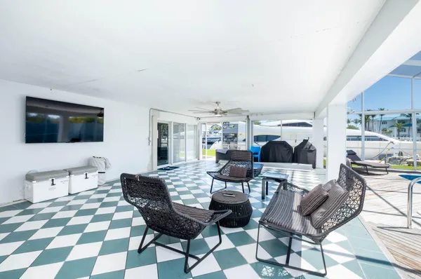 $6,900,000 | 308 Atlantic Boulevard, Key Largo, FL 33037