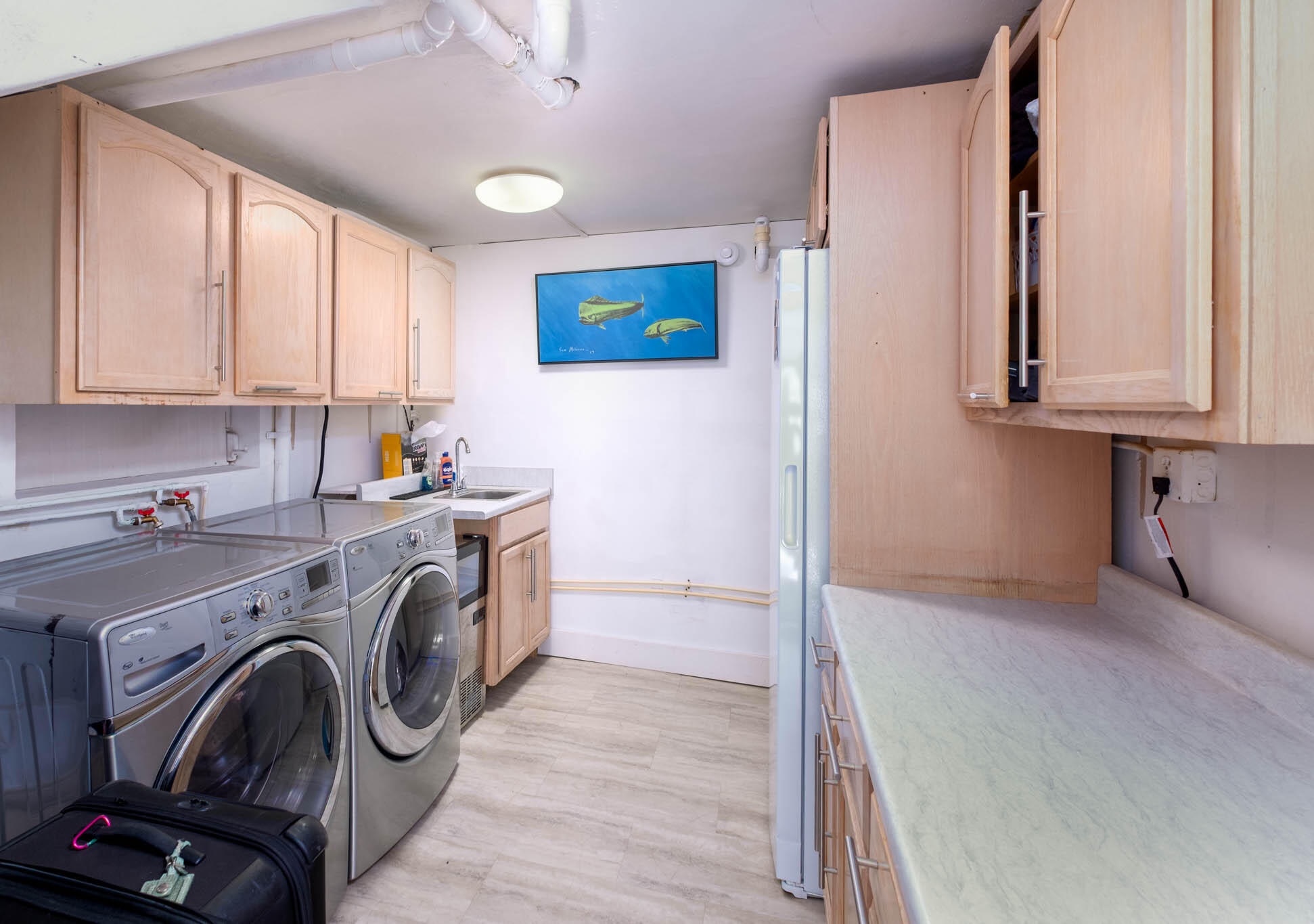 308 Atlantic Boulevard Key Largo, FL 33037 - Photo 54 of 76 Laundry Room