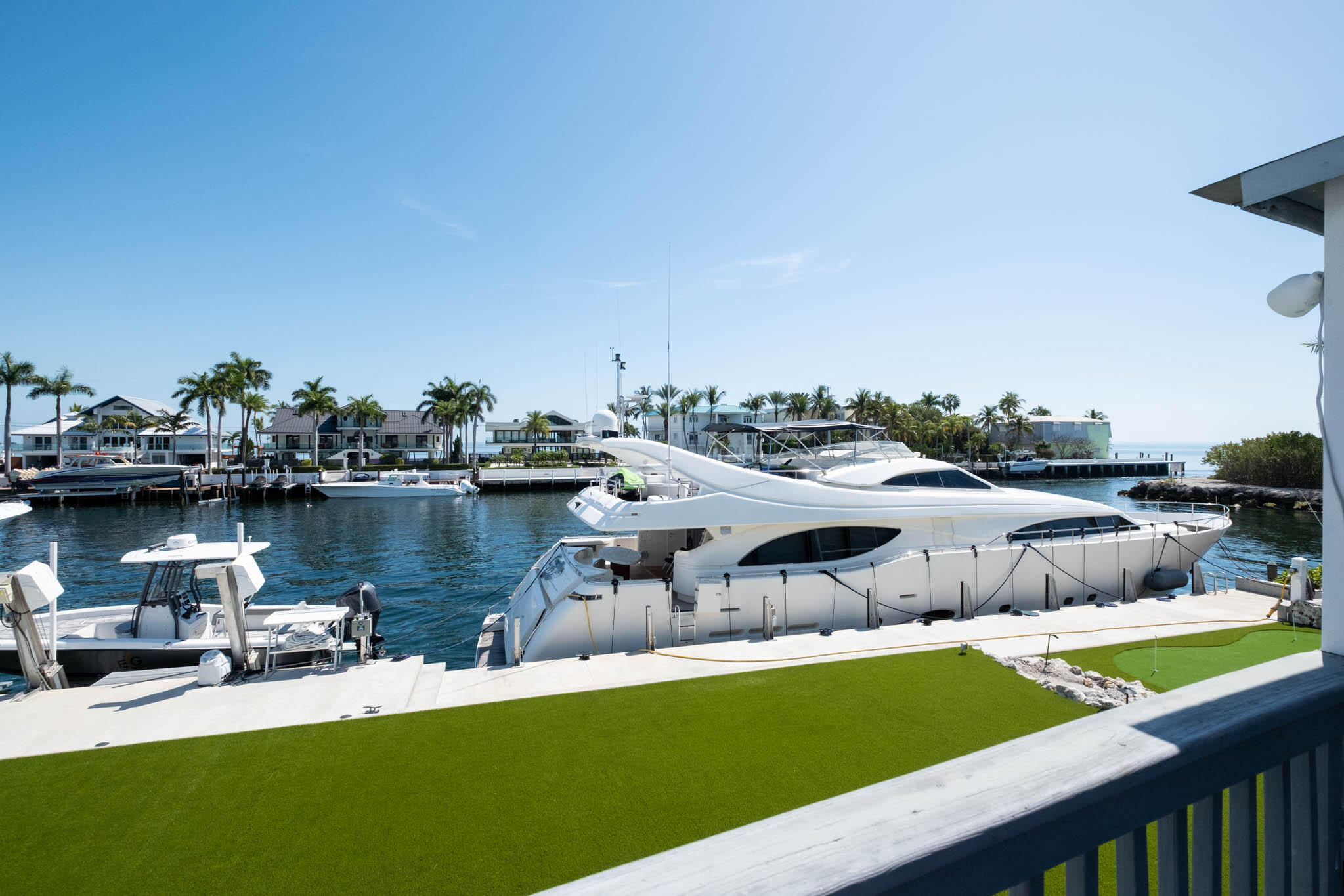 308 Atlantic Boulevard Key Largo, FL 33037 - Photo 57 of 76 Backyard