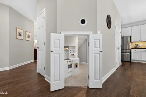$450,000 | 6220 Amber Bluffs Crescent, Raleigh, NC 27616