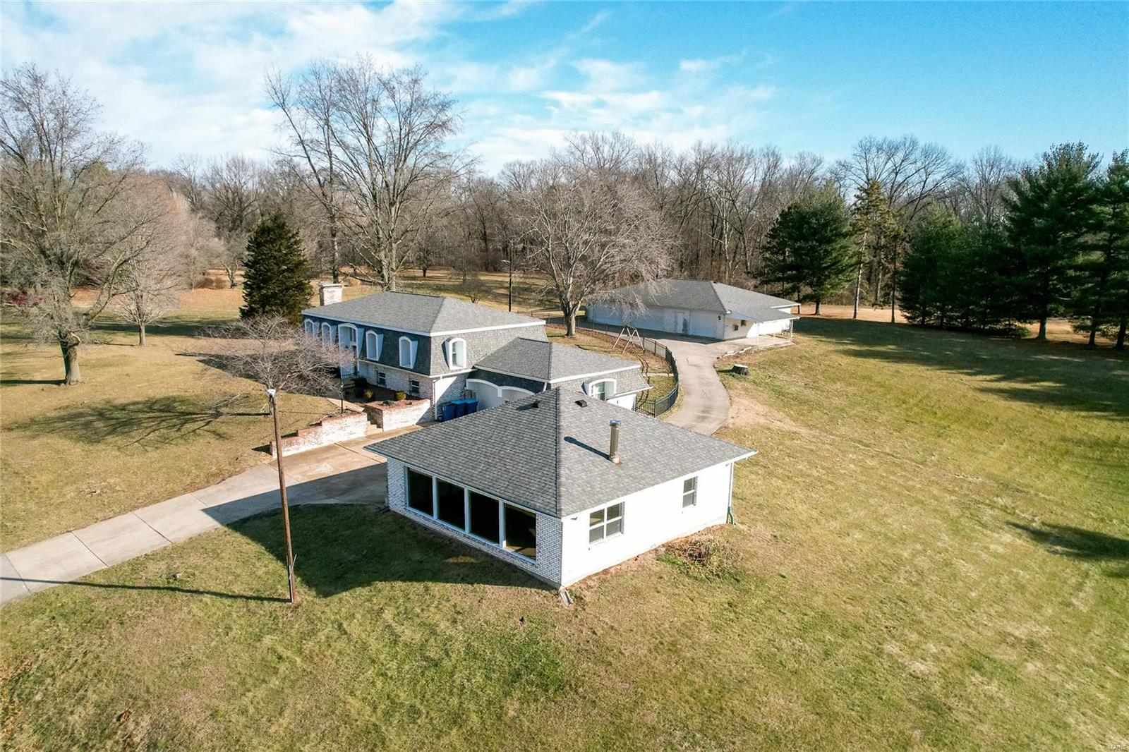 30 Troy O'Fallon Road Troy, IL 62294 - Photo 3 of 53