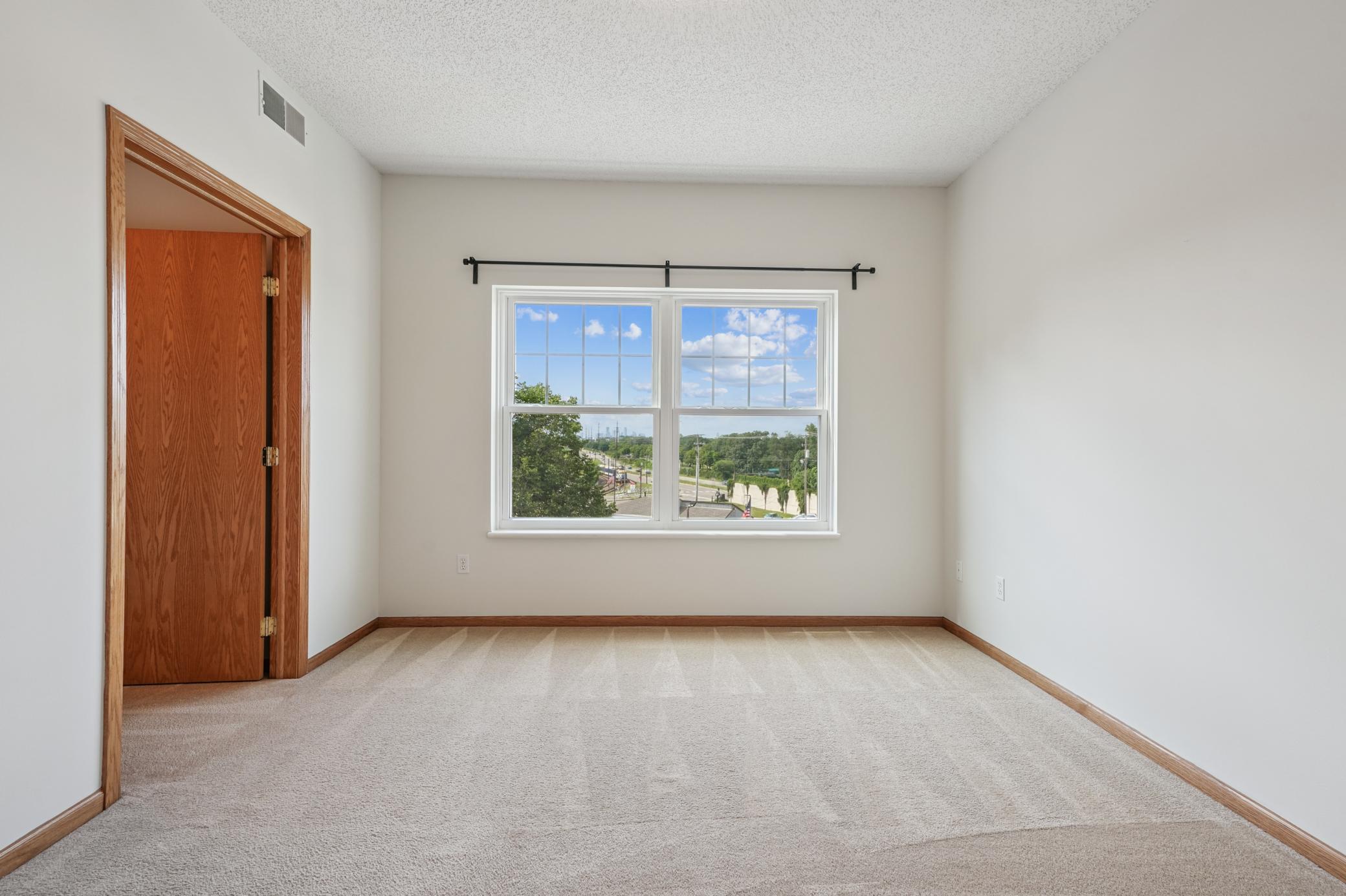 4824 East 53rd Street, Unit 422 Minneapolis, MN 55417 - Photo 18 of 32