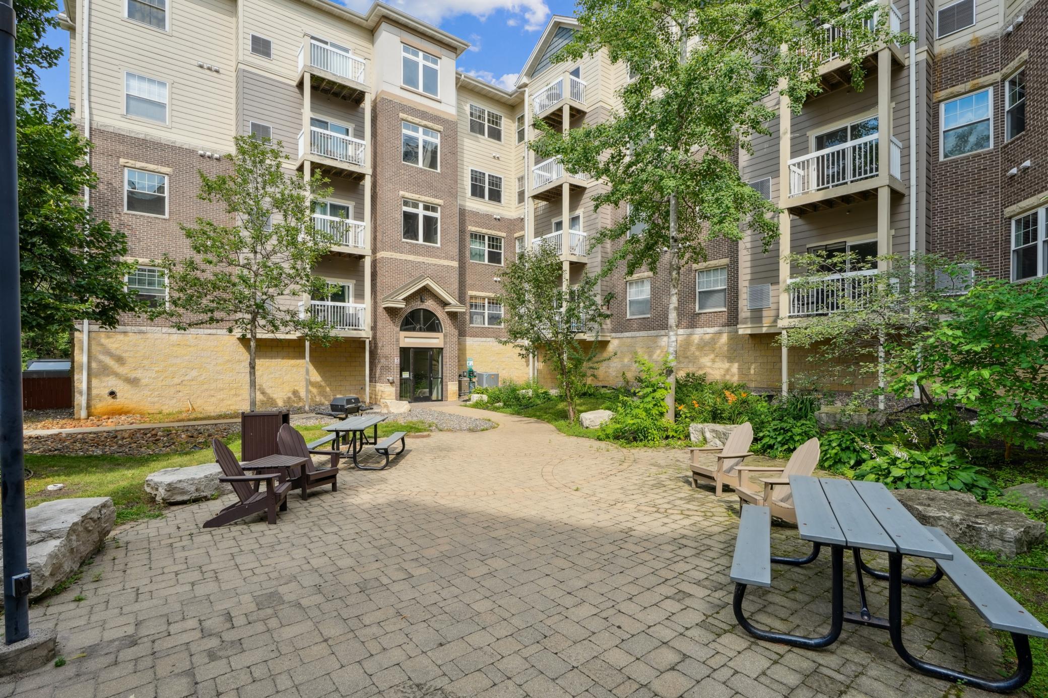 4824 East 53rd Street, Unit 422 Minneapolis, MN 55417 - Photo 28 of 32