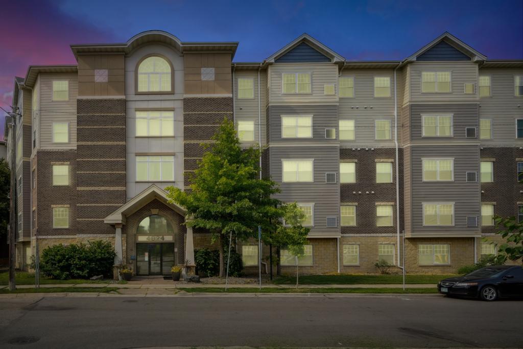 4824 East 53rd Street, Unit 422 Minneapolis, MN 55417 - Photo 31 of 32