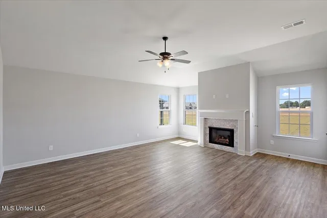 $341,900 | 13981 Wesley Banks Boulevard, Olive Branch, MS 38654