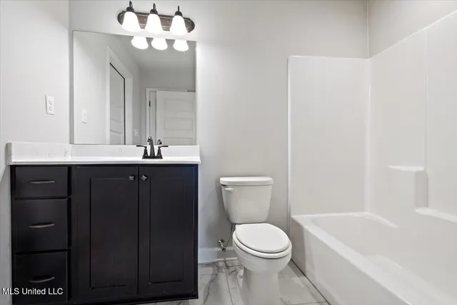 $341,900 | 13981 Wesley Banks Boulevard, Olive Branch, MS 38654