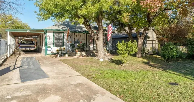 $1,100,000 | 708 West Monroe Street, Austin, TX 78704