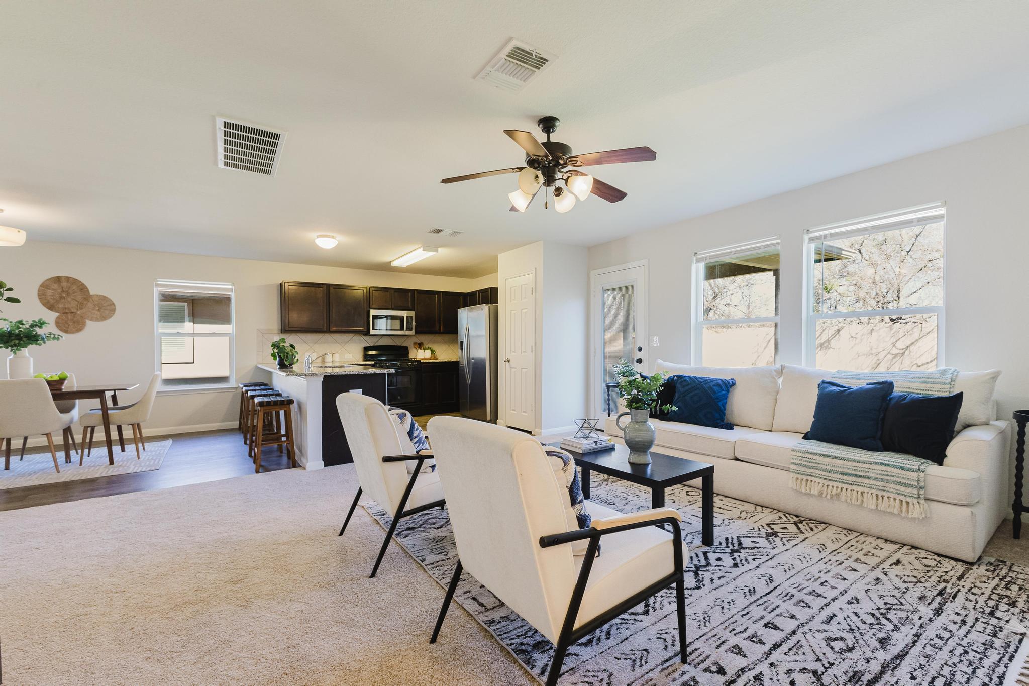 18316 Willow Sage Lane Elgin, TX 78621 - Photo 9 of 38