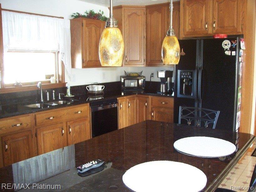 8208 Carpenter Road Ypsilanti, MI 48197 - Photo 9 of 25 CARPENTER KITCHEN 2.jpg