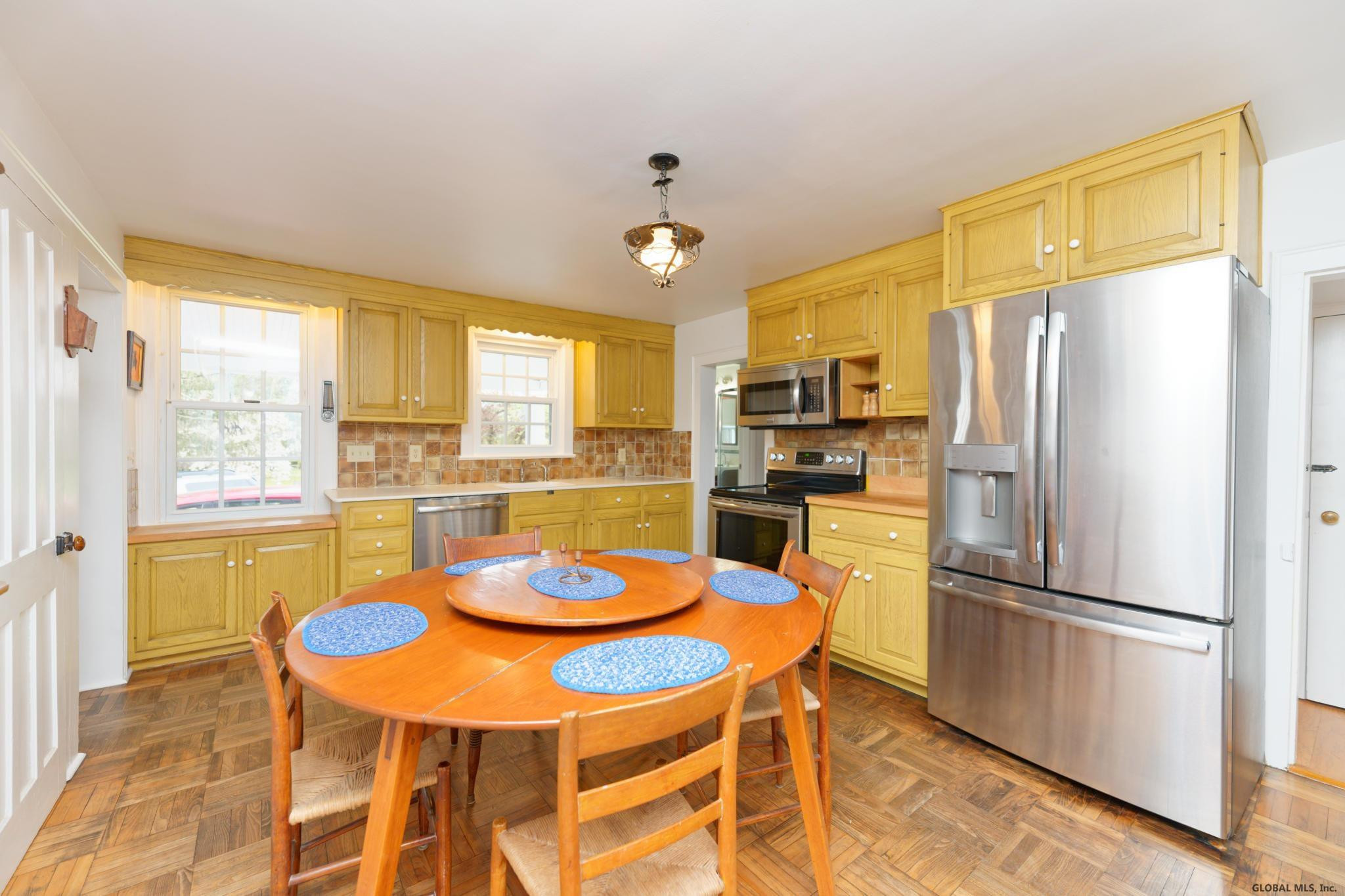 76 Middleline Road Ballston, NY 12020 - Photo 16 of 70 Photo 17