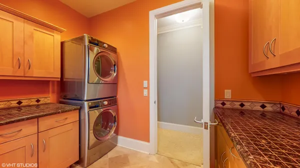 $1,500,000 | 2845 Watertown Road, Orono, MN 55356