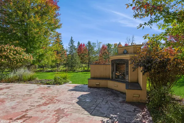$1,500,000 | 2845 Watertown Road, Orono, MN 55356