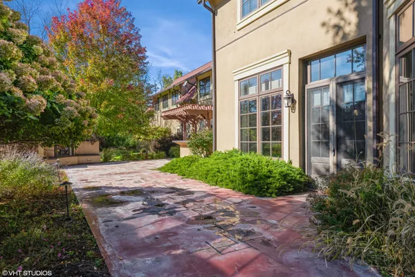 $1,500,000 | 2845 Watertown Road, Orono, MN 55356