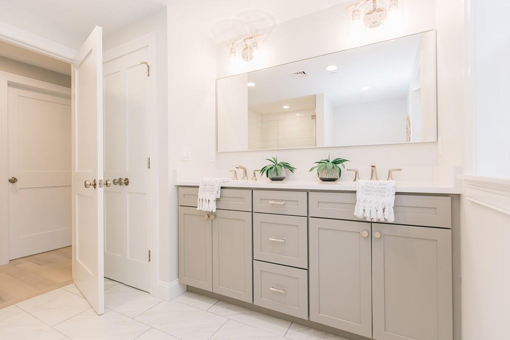 9 Woodlands Road Salem, MA 01970 - Photo 15 of 23 Gallery Image 15