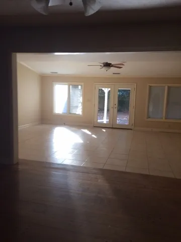 a view of empty room with window