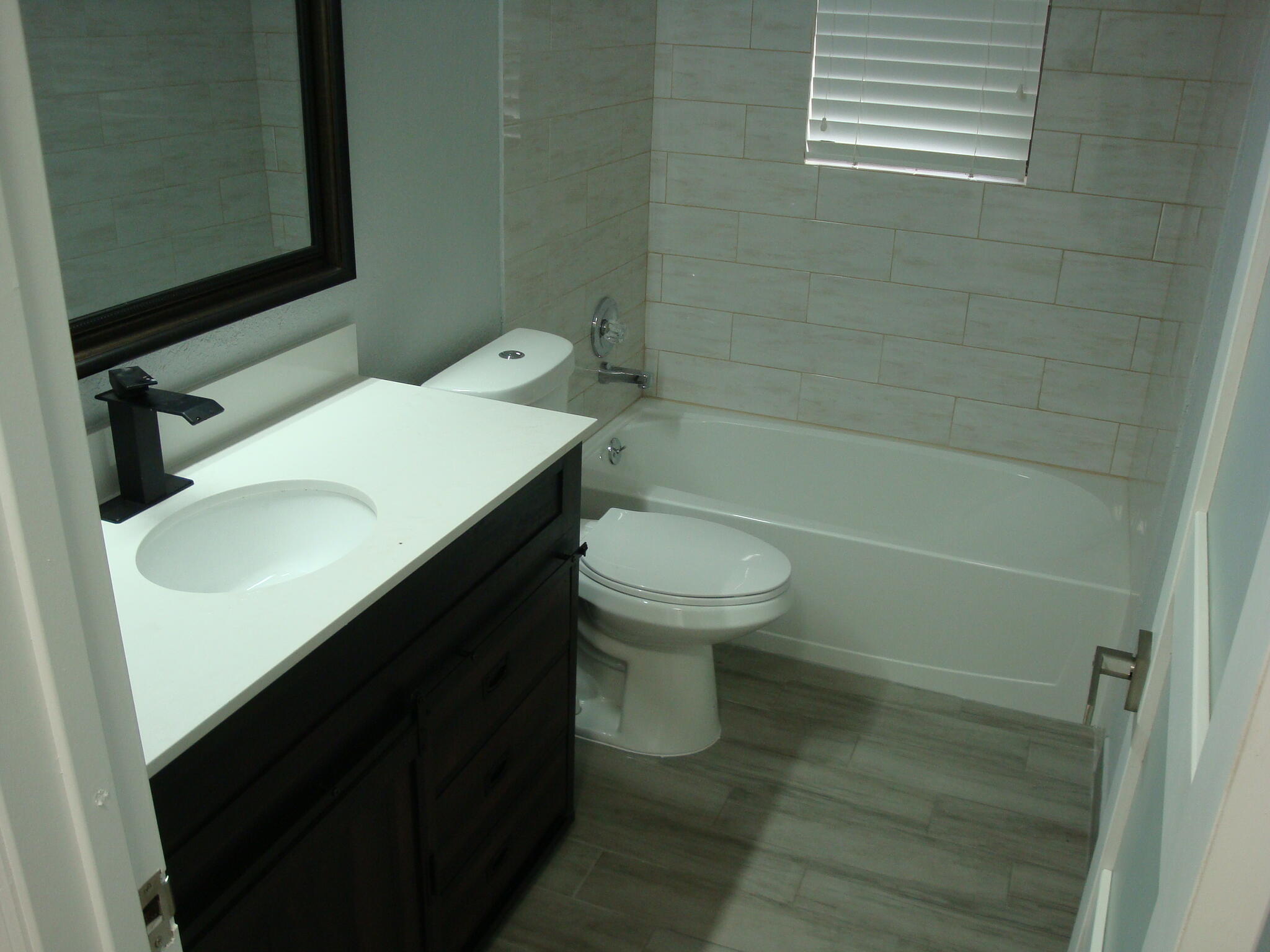 20024 Rima Circle Boca Raton, FL 33434 - Photo 54 of 61 Guest Bathroom