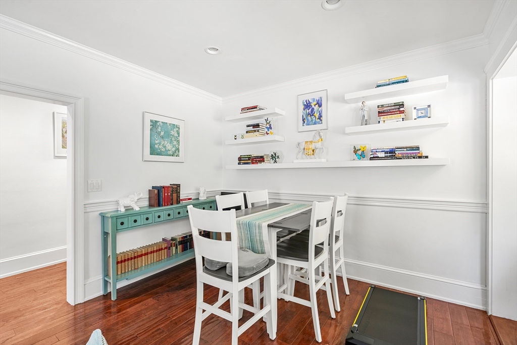 48 Valley Road Lexington, MA 02421 - Photo 8 of 20 Gallery Image 8