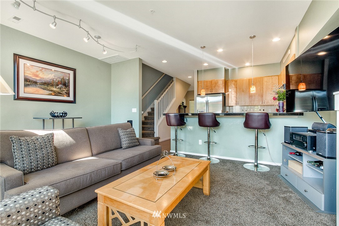 84 Sky Ridge Road Northwest Issaquah, WA 98027 - Photo 11 of 25 Gallery Image 11