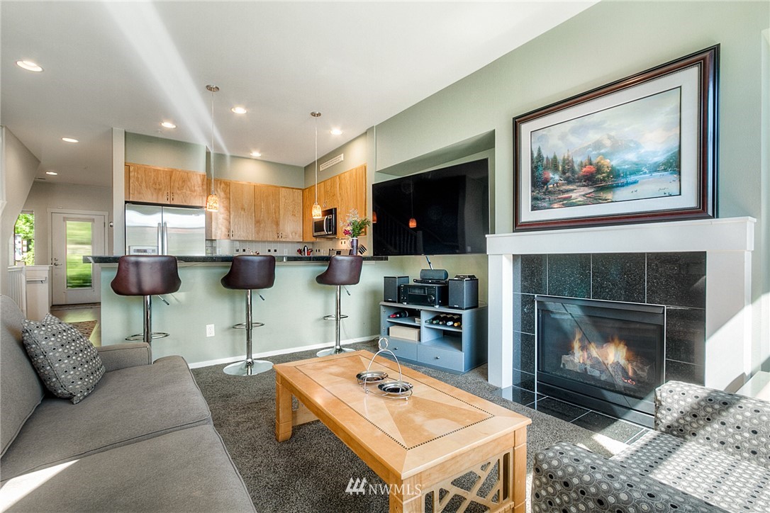 84 Sky Ridge Road Northwest Issaquah, WA 98027 - Photo 10 of 25 Gallery Image 10
