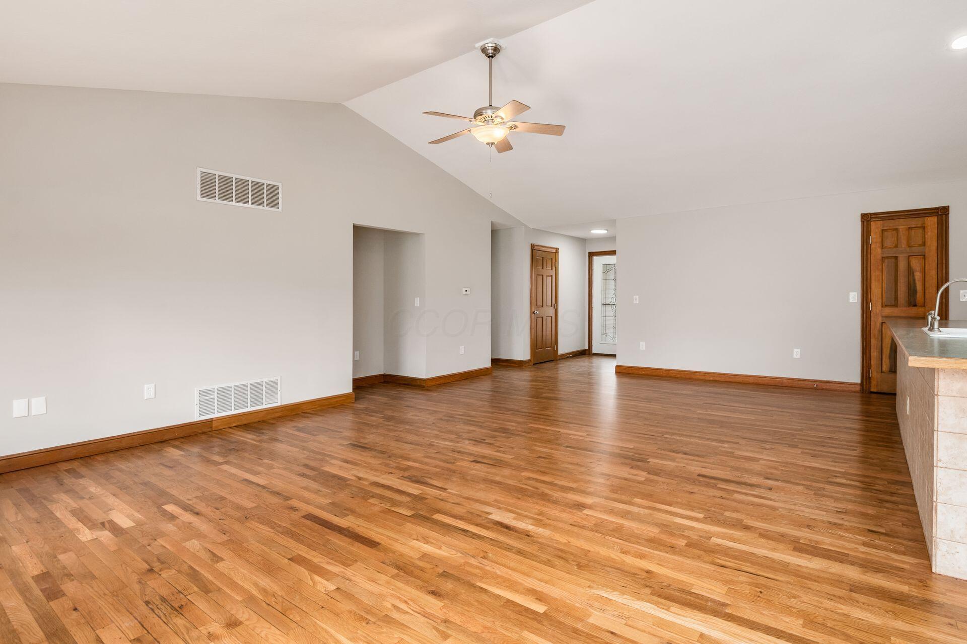 277 Cherrington Road Westerville, OH 43081 - Photo 5 of 60 5