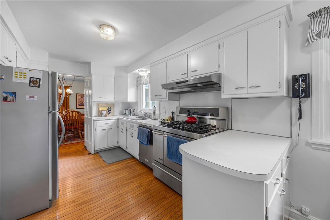 570 Antlers Drive Rochester, NY 14618 - Photo 11 of 46