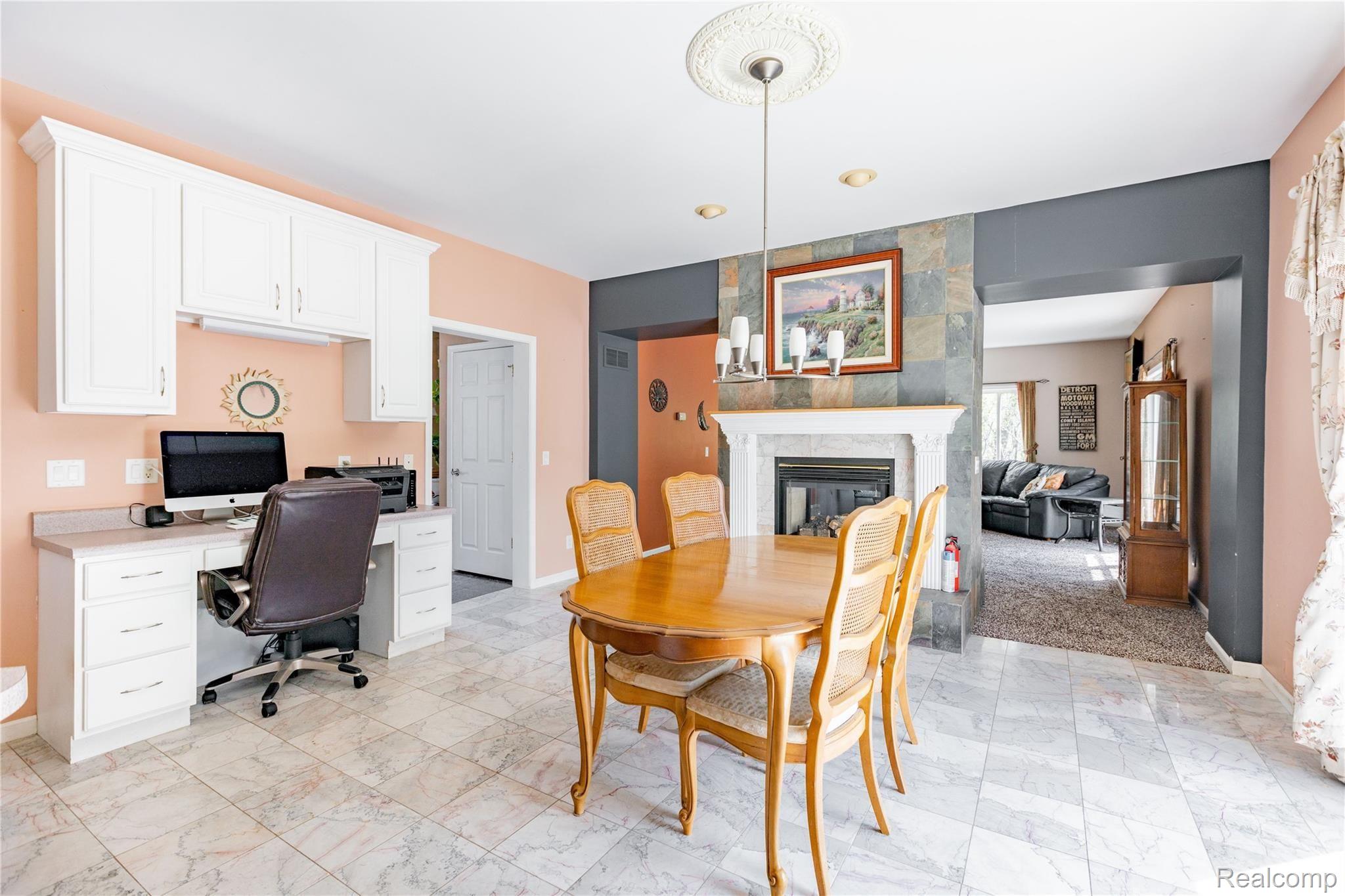 23710 Chicory Road Grosse Ile, MI 48138 - Photo 12 of 36 23710 Chicory, Grosse Ile (12 of 37).jpg