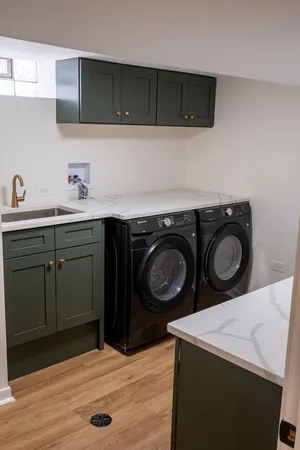 $649,000 | 8537 West Sunnyside Avenue, Chicago, IL 60656