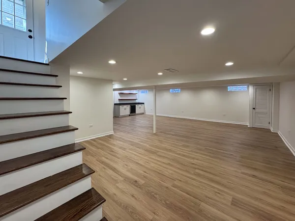 $649,000 | 8537 West Sunnyside Avenue, Chicago, IL 60656