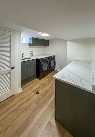 $649,000 | 8537 West Sunnyside Avenue, Chicago, IL 60656