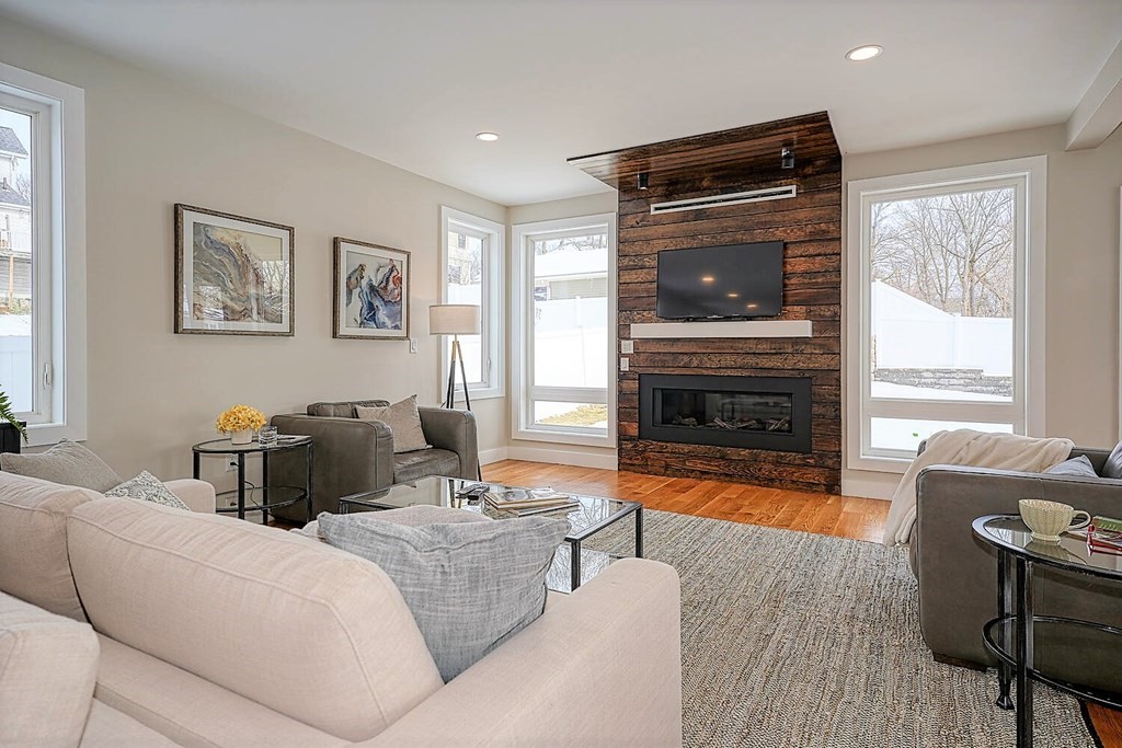 153 Robbins Road Watertown, MA 02472 - Photo 7 of 42