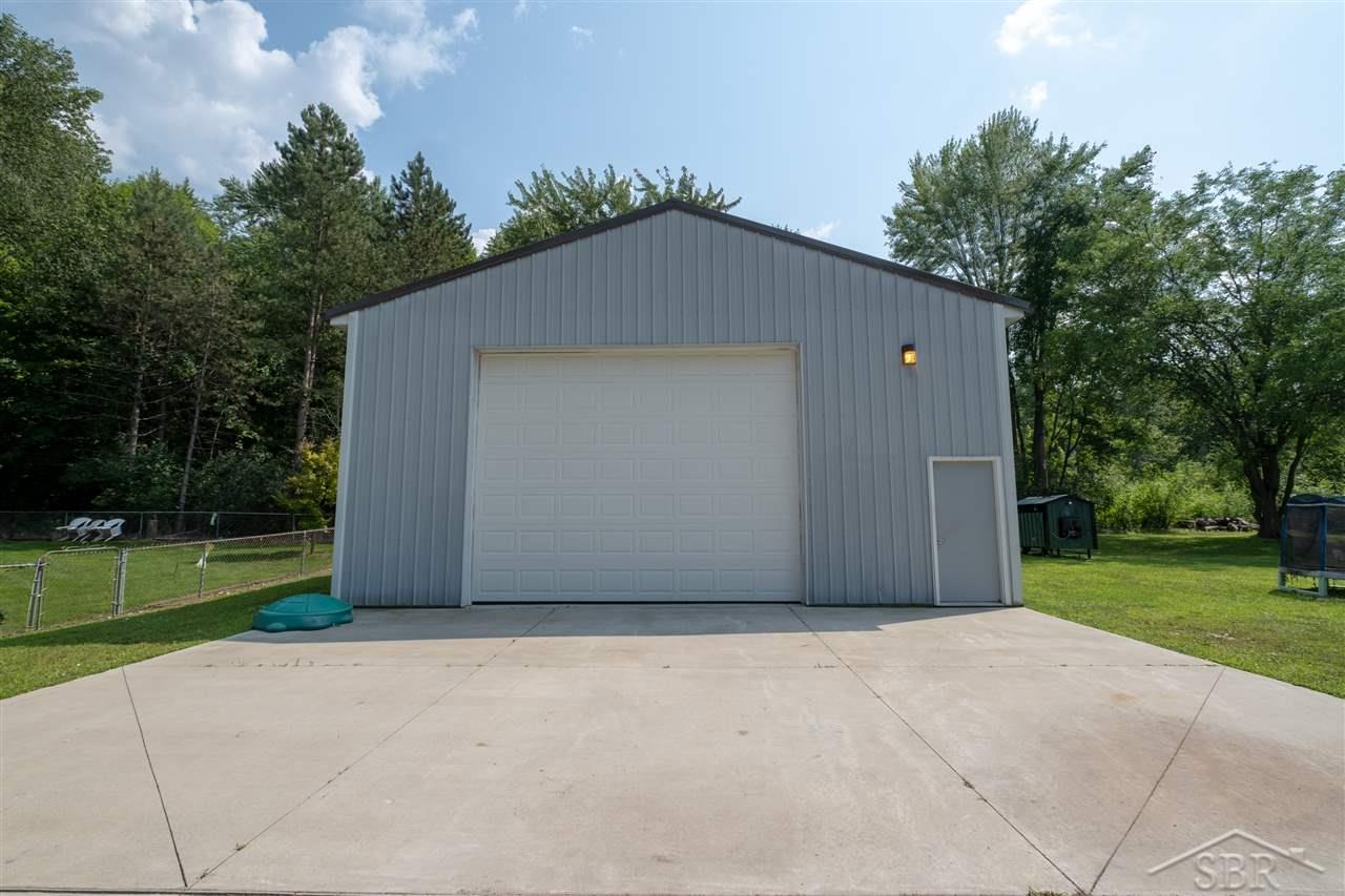11070 Lange Road Birch Run, MI 48415 - Photo 28 of 38