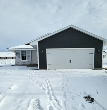$349,900 | 2509 Lawrence Drive, De Pere, WI 54115