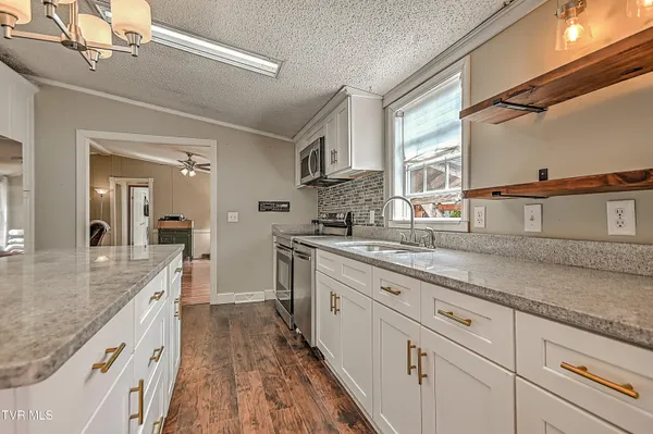 $400,000 | 266 Max Jett Road, Johnson City, TN 37601