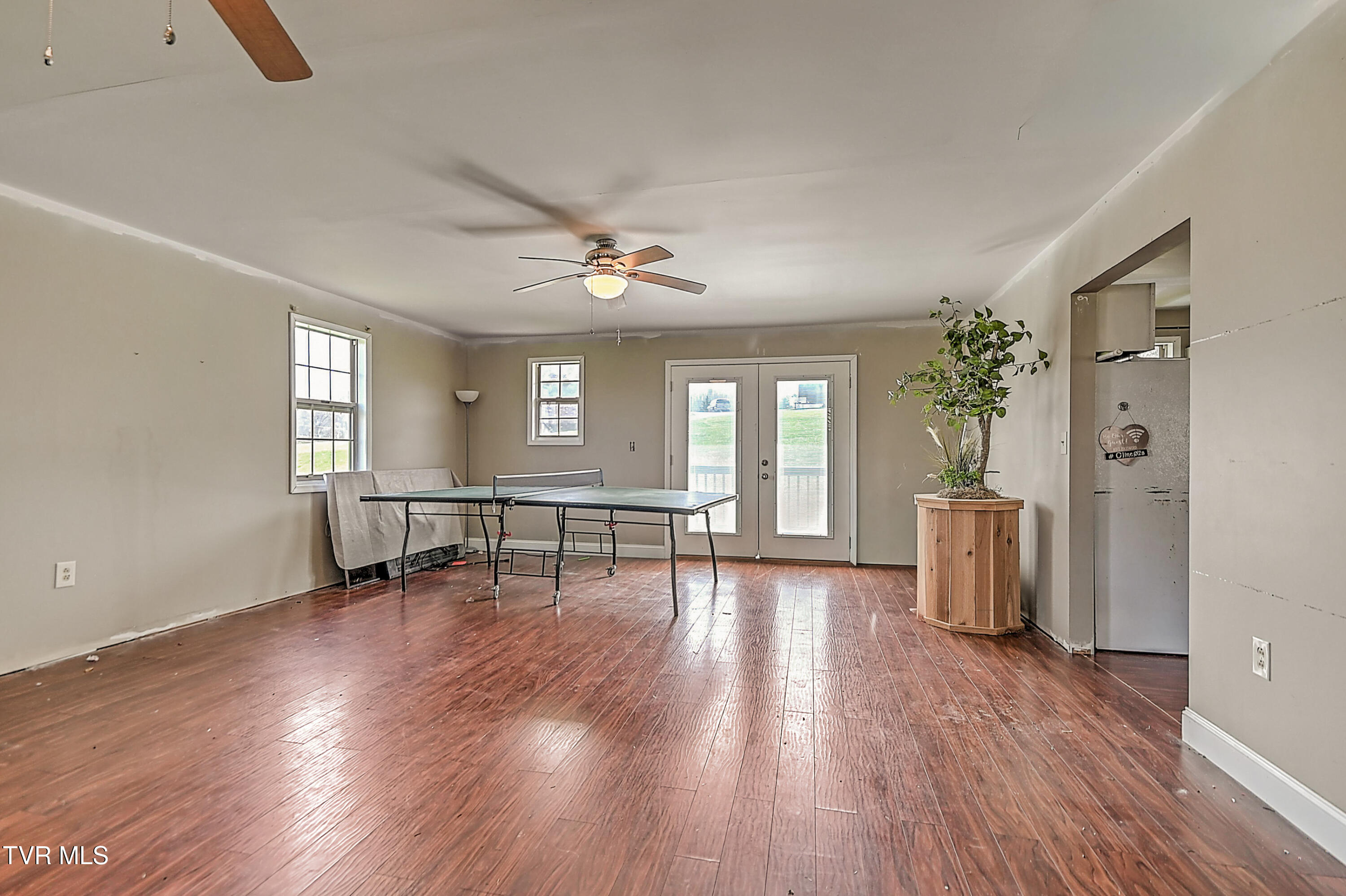 266 Max Jett Road Johnson City, TN 37601 - Photo 32 of 36 IMG_4988