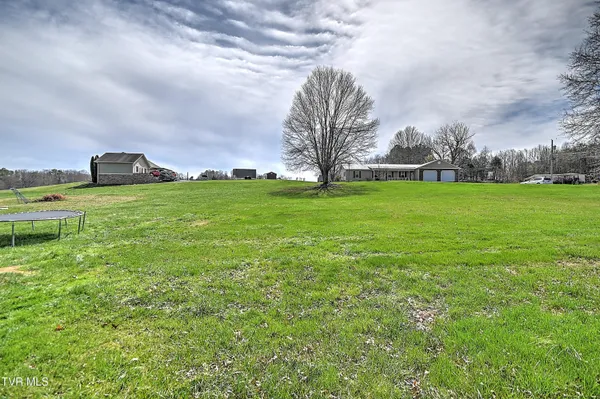 $400,000 | 266 Max Jett Road, Johnson City, TN 37601