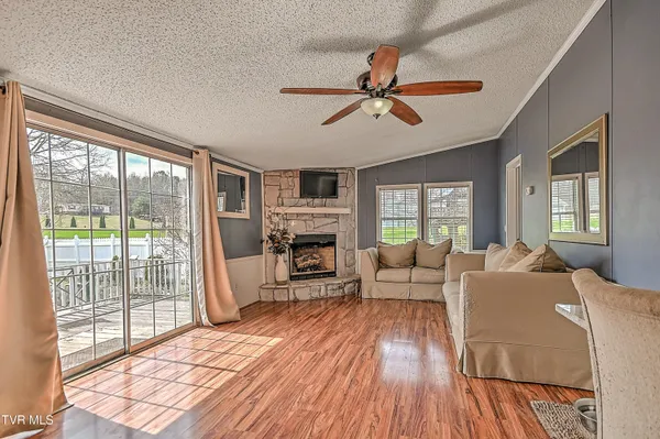 $400,000 | 266 Max Jett Road, Johnson City, TN 37601