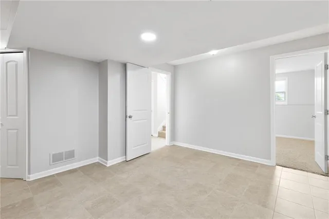 $319,000 | 109 Deerfield Drive, Warrensburg, MO 64093