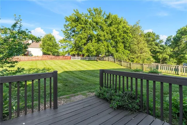 $319,000 | 109 Deerfield Drive, Warrensburg, MO 64093