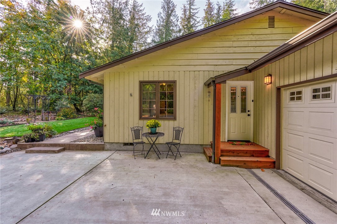 7043 Mecklem Road Everson, WA 98247 - Photo 2 of 25