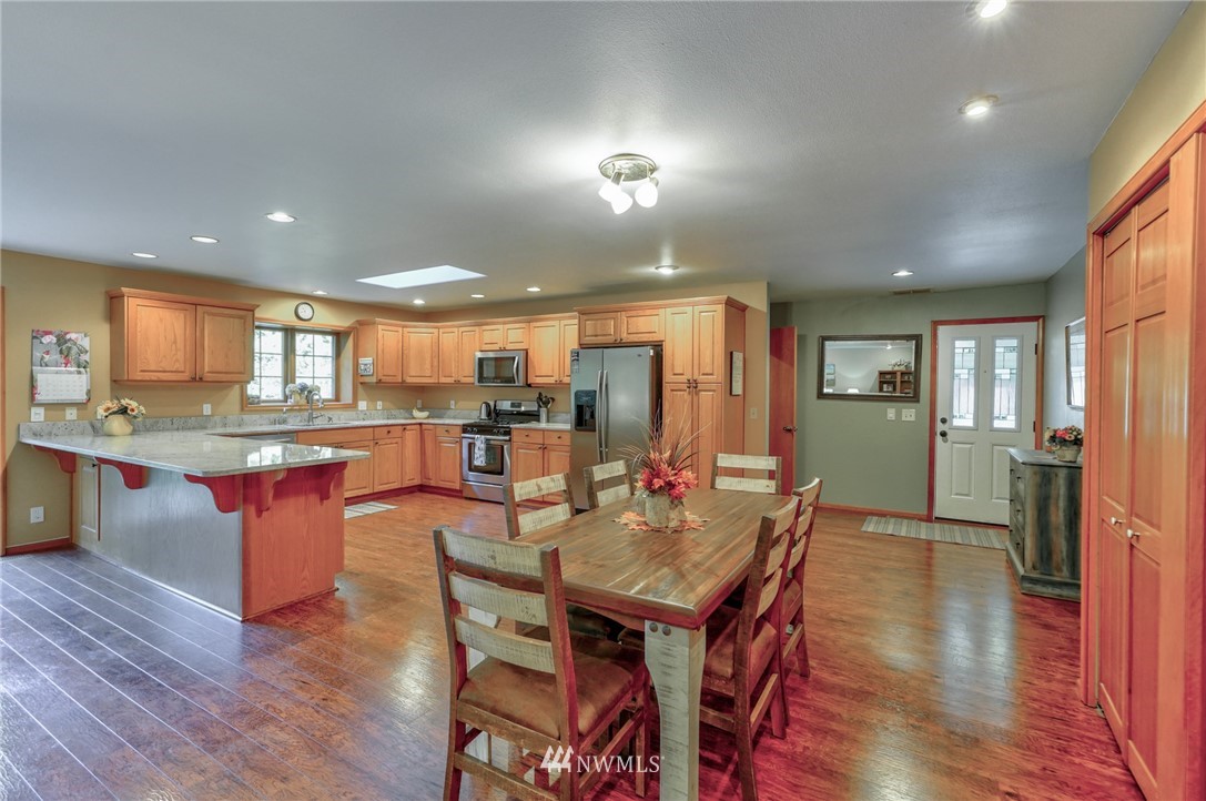 7043 Mecklem Road Everson, WA 98247 - Photo 10 of 25