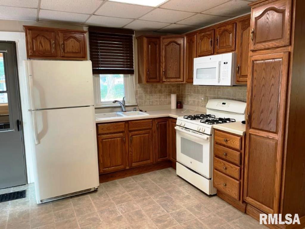 19660 Baldwin Beach Road Havana, IL 62644 - Photo 5 of 18 Gallery Image 5