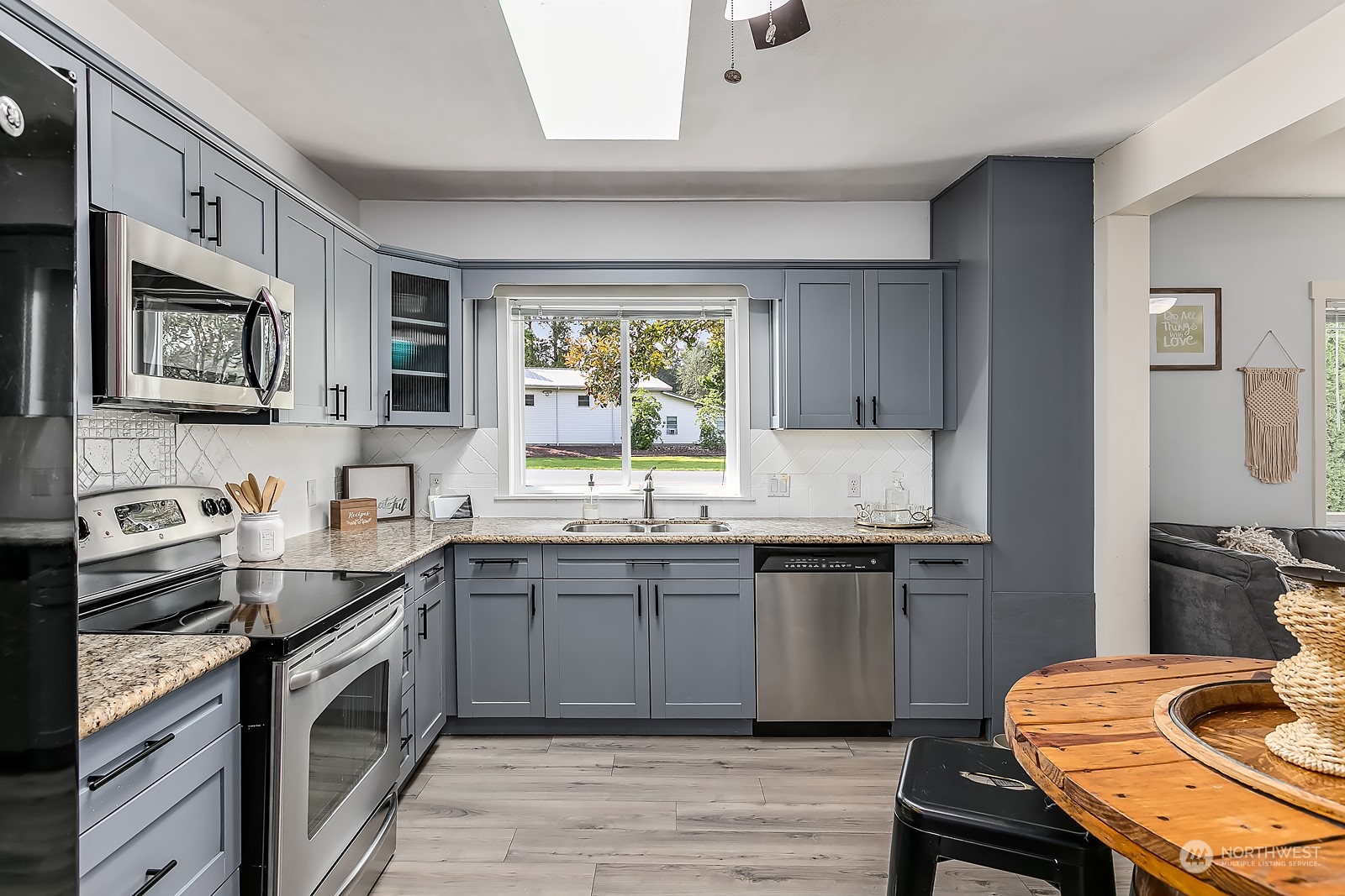 1703 South Machias Road Snohomish, WA 98290 - Photo 8 of 23 Gallery Image 8