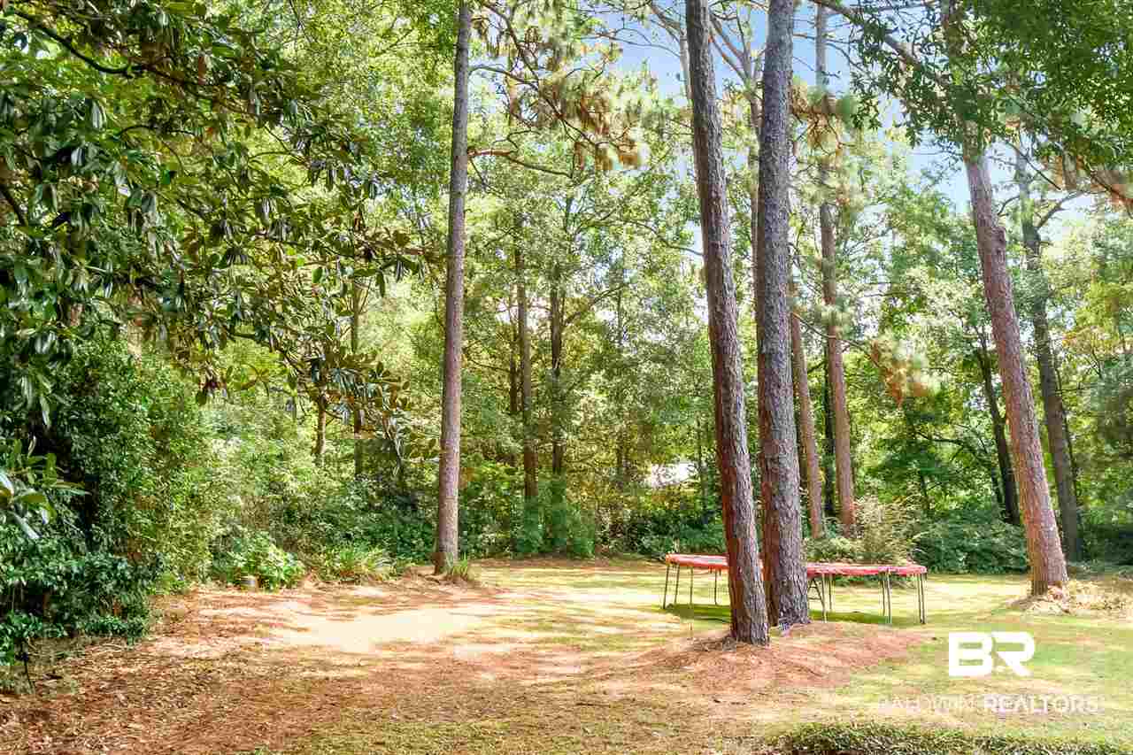 369 Gaines Avenue Mobile, AL 36609 - Photo 40 of 48