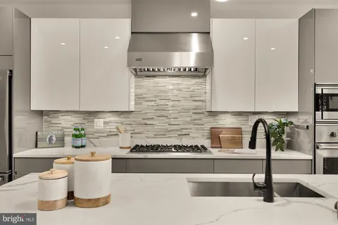 $974,000 | 448 Q Street Northwest, Unit 1, Washington, DC 20001