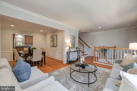 $824,900 | 2040 Pieris Court, Vienna, VA 22182